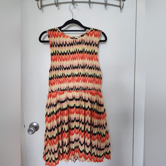 Sanctuary Dresses & Skirts - NWOT Sanctuary Chevron Dress
